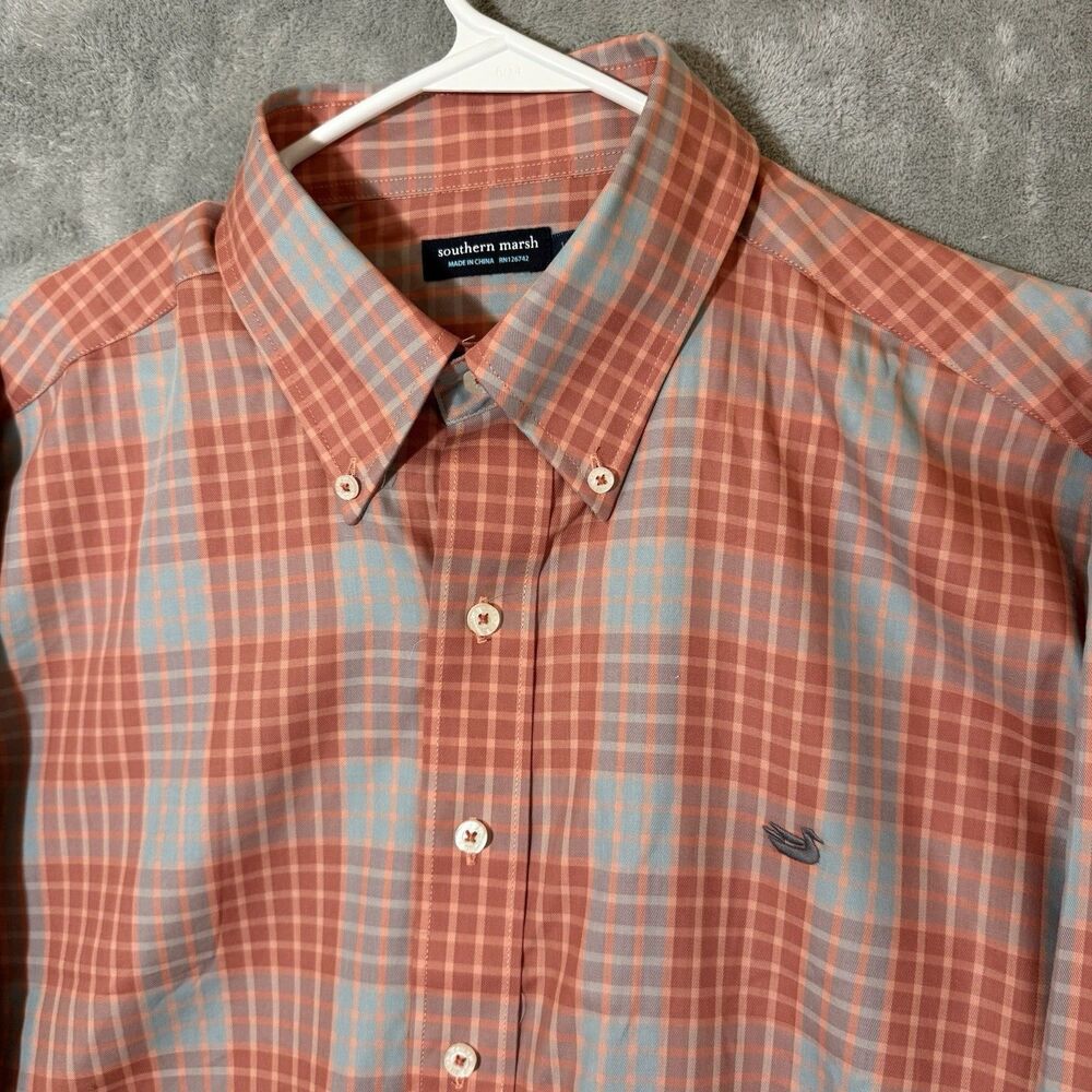 Southern Marsh Men's L Coral Orange Plaid Long Sleeve Button Down Lightweight